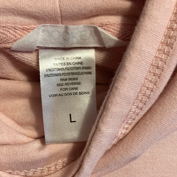 —Large Pink Cowl Neck Top with pocket - Picture 4 of 5